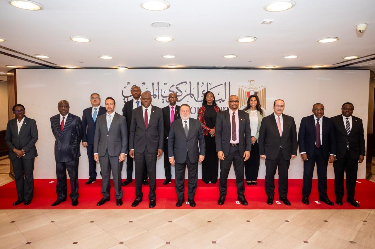 CBE governor hosts Nigerian counterpart, showcases new banknote production facility