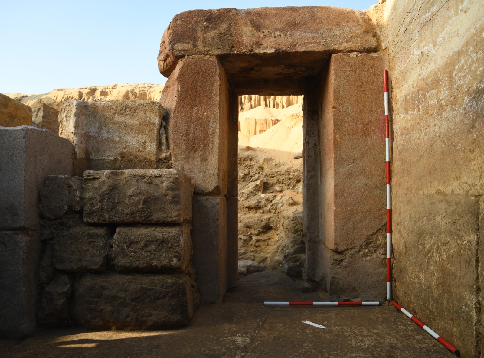 Abusir excavation unearths massive 5th Dynasty sun complex after century-long wait