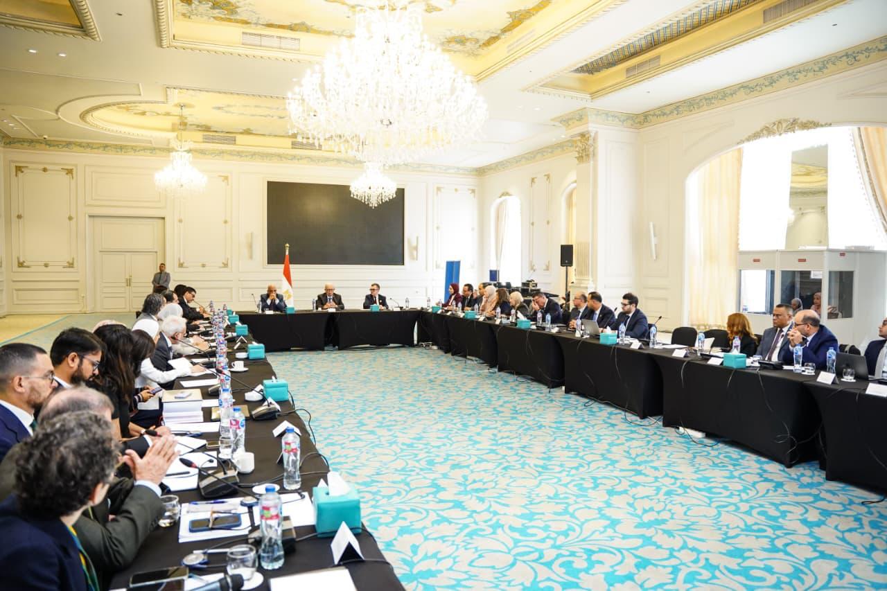 Egypt explores infrastructure financing, guarantee mechanism with World Bank