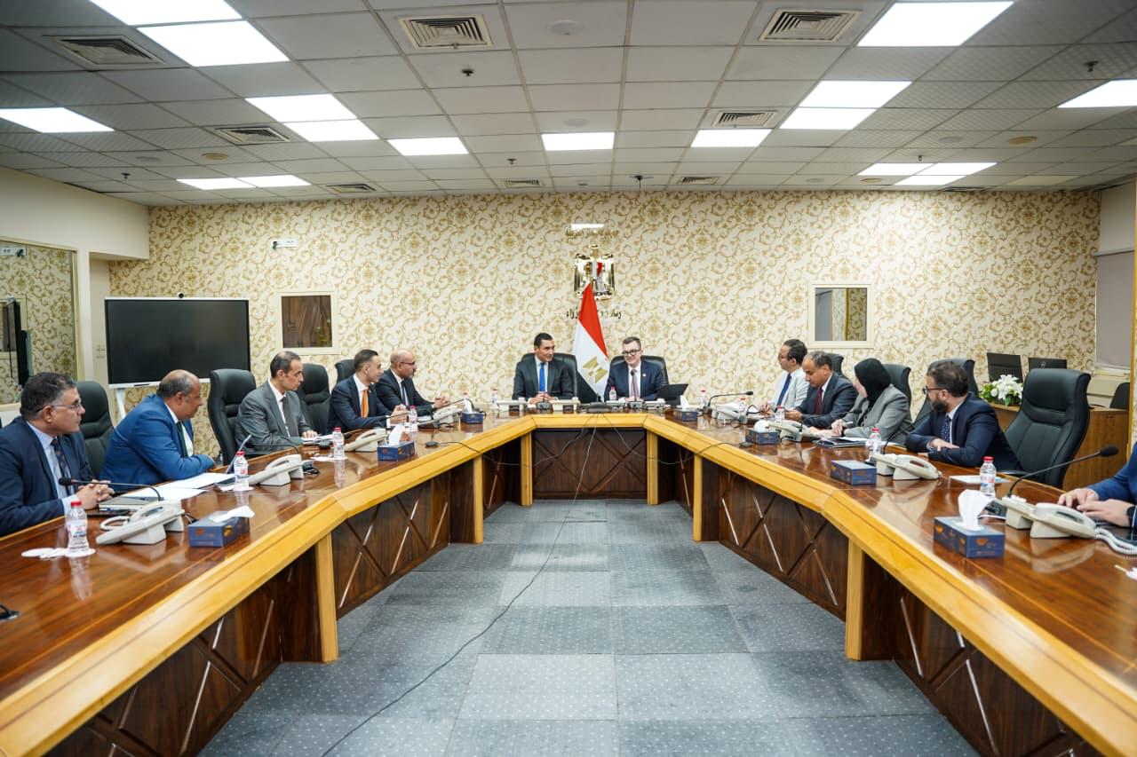 Egypt advances initiative to boost entrepreneurship, youth participation in economy